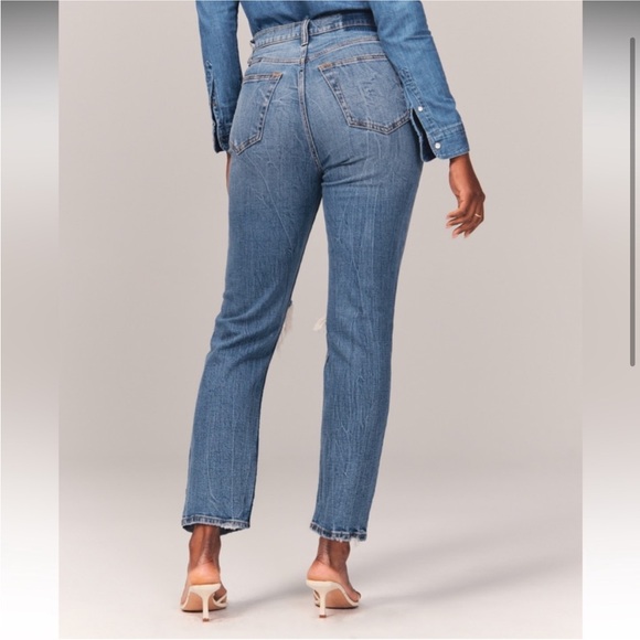 Abercrombie Curve Love Ankle Straight Ultra High Rise Jean - Picture 2 of 5